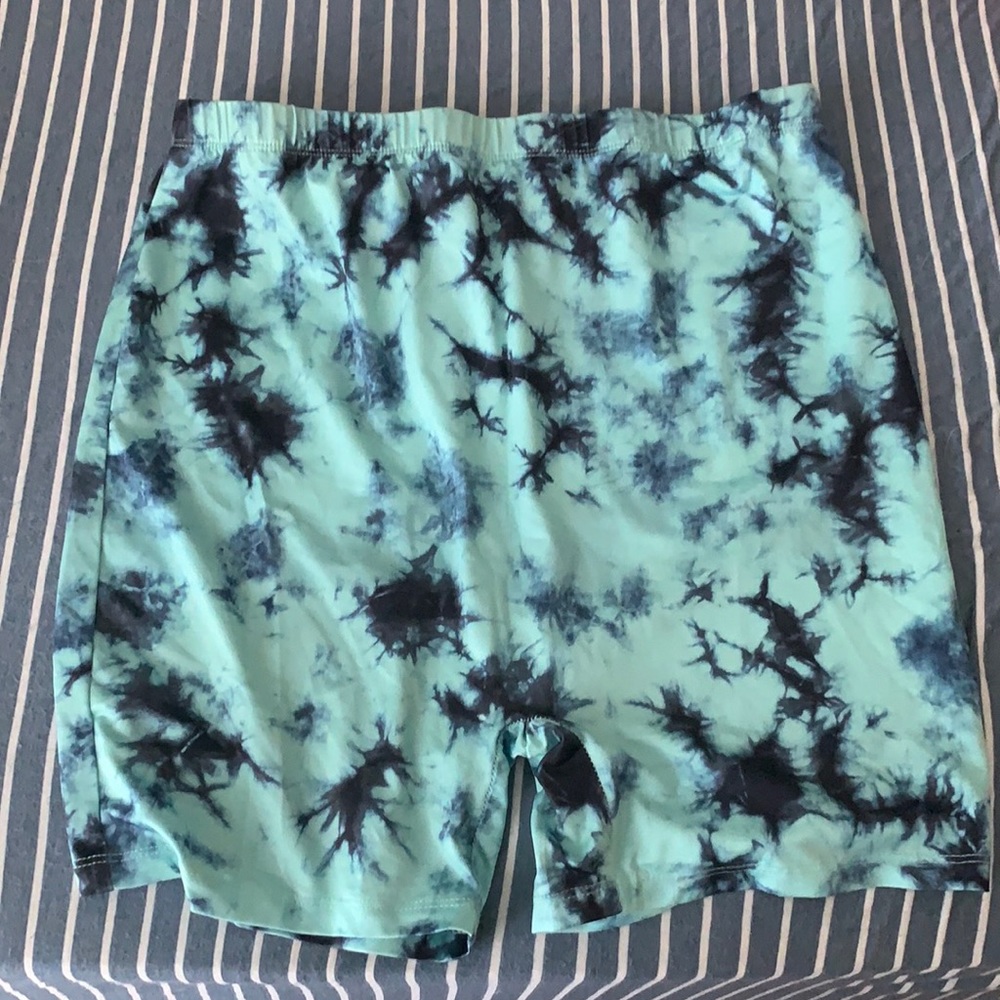 High waisted bike shorts